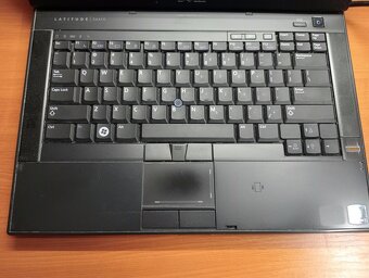 predám na diely notebooky DELL - 6
