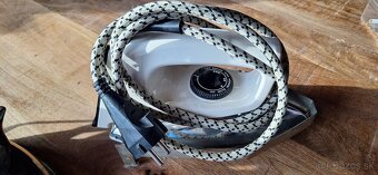 2 starožitné žehličky - 6