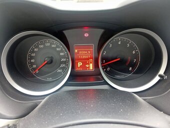 Mitsubishi Lancer - 6