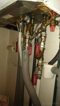 Vaillant EcoMax 824/2 E kondenzačný závesný plynový kotol - 6