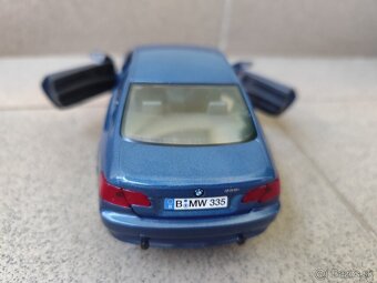Predám nový kovový model BMW 335i coupé 2007. Dĺžka 19 cm, š - 6