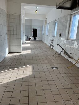 Na prenájom – viacúčelový priestor 400 m², Košice – Krivá 25 - 6