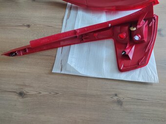 Citroen C4 zadné svetlá - 6