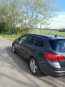 Opel Astra J ST 1.7 CDTI ECOTEC Sports Tourer - 6