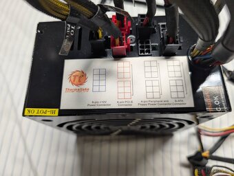 Napájací zdroj pre PC-Thermaltake 750W - 6