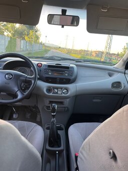 Predam Nissan Almera - 6