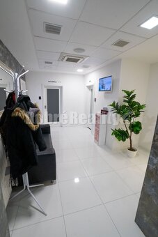 Krásne priestory na podnikanie do prenájmu v centre Rimavske - 6