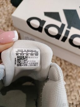 ADIDAS_Dievčenské tenisky_Ako nové_Ešte v záruke_Veľkosť 26 - 6