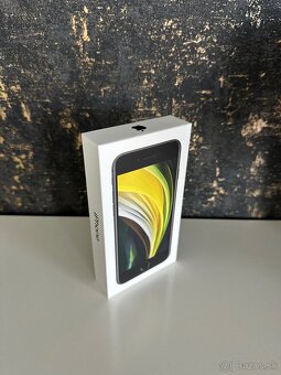 iphone SE 2020 128GB BLACK - 6
