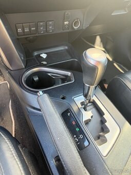 Toyota RAV4, 2018, 2.5l 114kW, benzín - hybrid, automat, 4x4 - 6