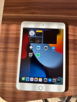Ipad mini 4 16GB + obal - 6