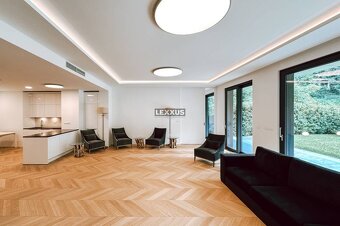 UNIQ-átny veľkometrážny 5iz byt s nádhernou záhradou v Horsk - 6