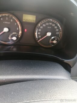 Kia rio 1.4 16.v 71 - 6