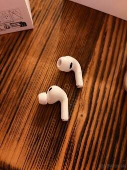 Apple AirPods Pro 3. Generácie - 6
