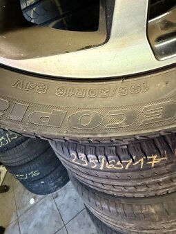 Toyota Yaris orig - 6