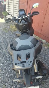 Honda ADV 350 - 6