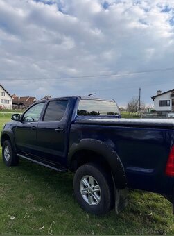 Toyota Hilux - 6