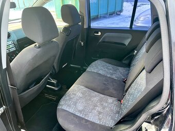 Ford Fusion - 6