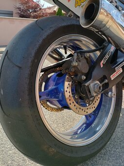 Suzuki GSXR 1000 K7 - 6