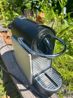 Kávovar Nespresso DeLonghi Pixie - 6