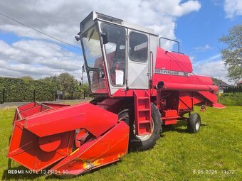 Kombajn Massey Ferguson 20 - 6