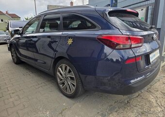 Hyundai i30 1.4-KAMERA-PARKOVACÍ SENZORY - 6