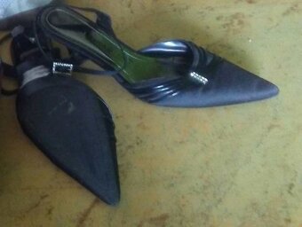 2šaty+ ,lodičky zdarma - 6