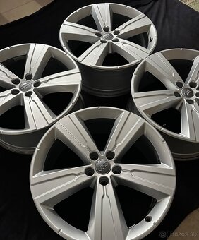 Audi elektrony R20 - 6