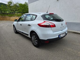 Renault Megane3 2011,1.6benzin 16V 74kw,po1. Majiteľovi - 6