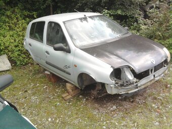 Rozpredam na diely renault clio 2 thalia - 6