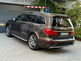 MERCEDES - BENZ GL350d BlueTEC 4MATIC 7miest - 6