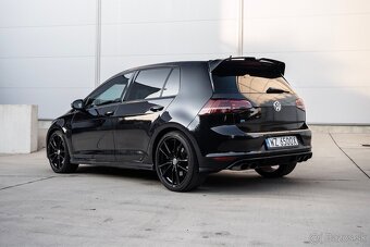 VW Golf R 2.0 TSI – 221 kW 4MOTION 2015 - 6