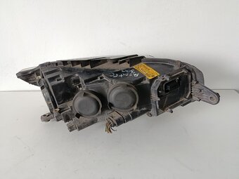 svetlo LP BIXENON passatCC 3c8941751c 300€ - 6