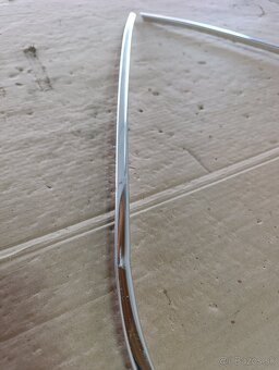 E30 Touring chromové lišty - 6