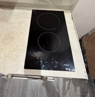 Kuchynská linka - 6