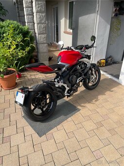 Mv Agusta Brutale 800 - 6
