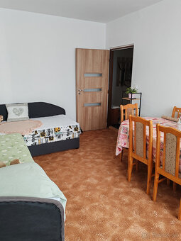 SENEC - EXKLUZÍVNE IBA U NÁS - NA PREDAJ 3 izbový byt v tich - 6