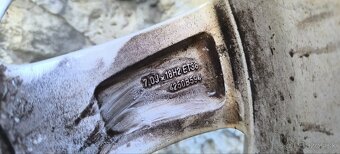 Predám Disky R18 - 6