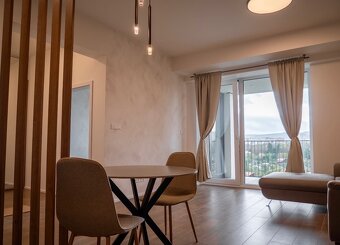 Nadštandardný 2-izbový byt blízko centra - 6