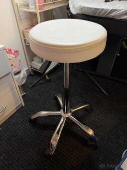 Vybavenie do salónu - 6