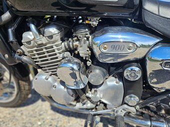Triumph Thunderbird 900 - 6