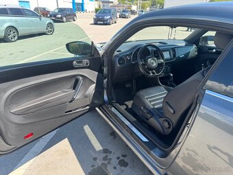 Volkswagen Beetle - 6