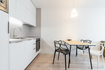 Prenájom 1,5 izb. bytu s klímou a parkovaním - Krivá, Košice - 6