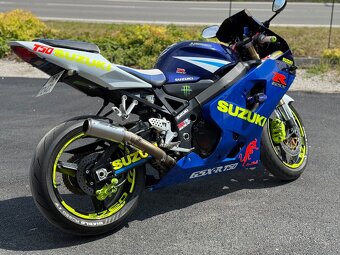 Suzuki GSXR 750 - 6