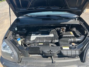 Hyundai Tuscon 2,0i 104KW prodám díly z vozu - 6
