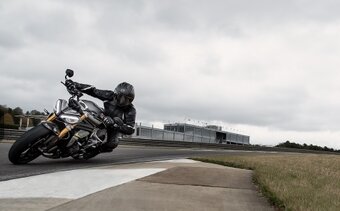 TRIUMPH SPEED TRIPLE 1200 RS - 6