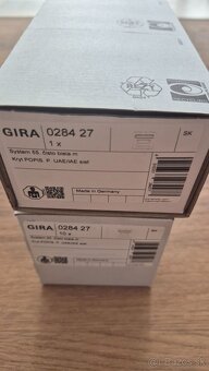 Gira E2, S55, čisto biela - 6