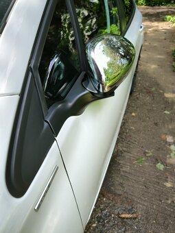 Peugeot 208 - 6