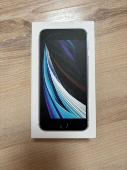 iPhone SE 2020 - 6