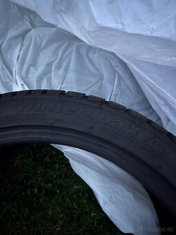 225/40R18 92V - 6